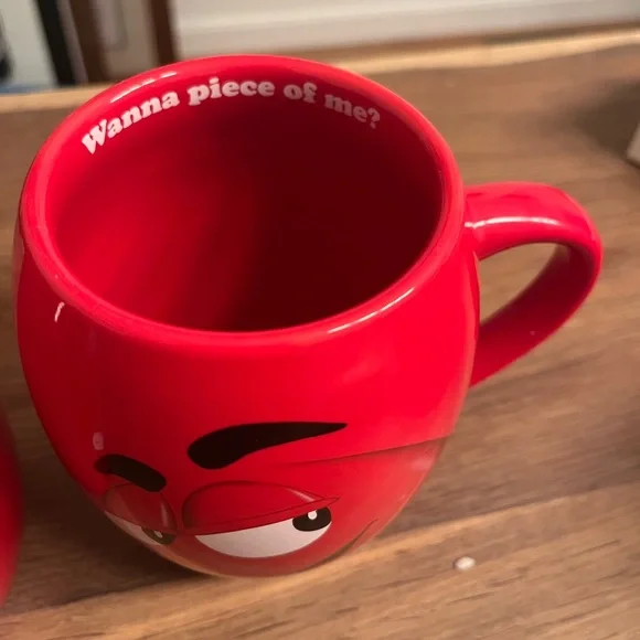 M&M's Red Mugs Set - Picture 2 of 3